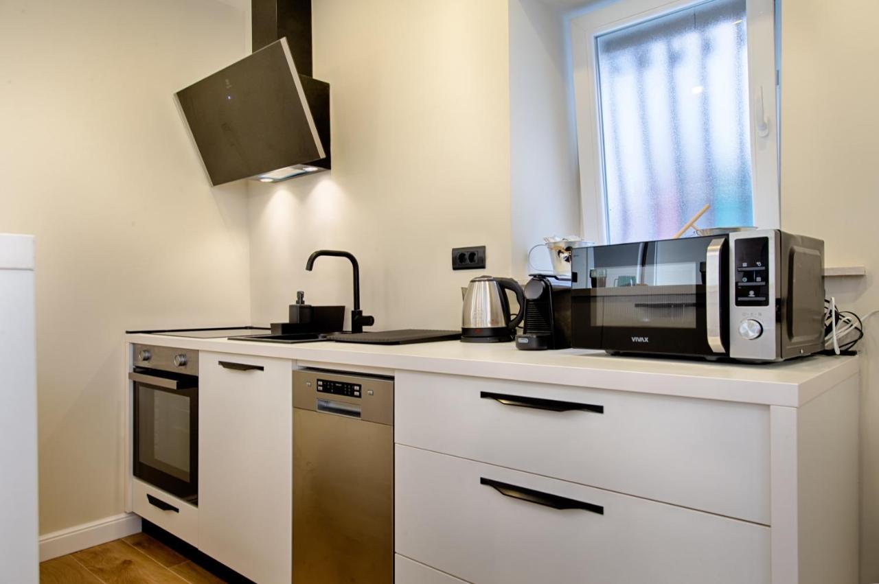 Apartment Kirinkin Βις Εξωτερικό φωτογραφία