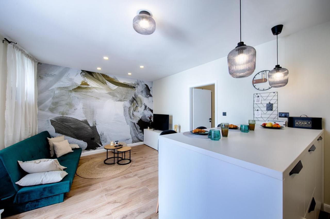Apartment Kirinkin Βις Εξωτερικό φωτογραφία